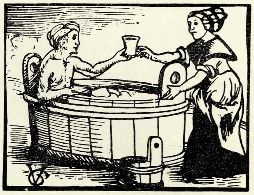 4. Средневековая деревянная ванна-бадья.