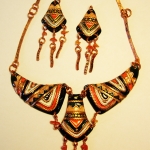 Ювелирная эмаль, медь.